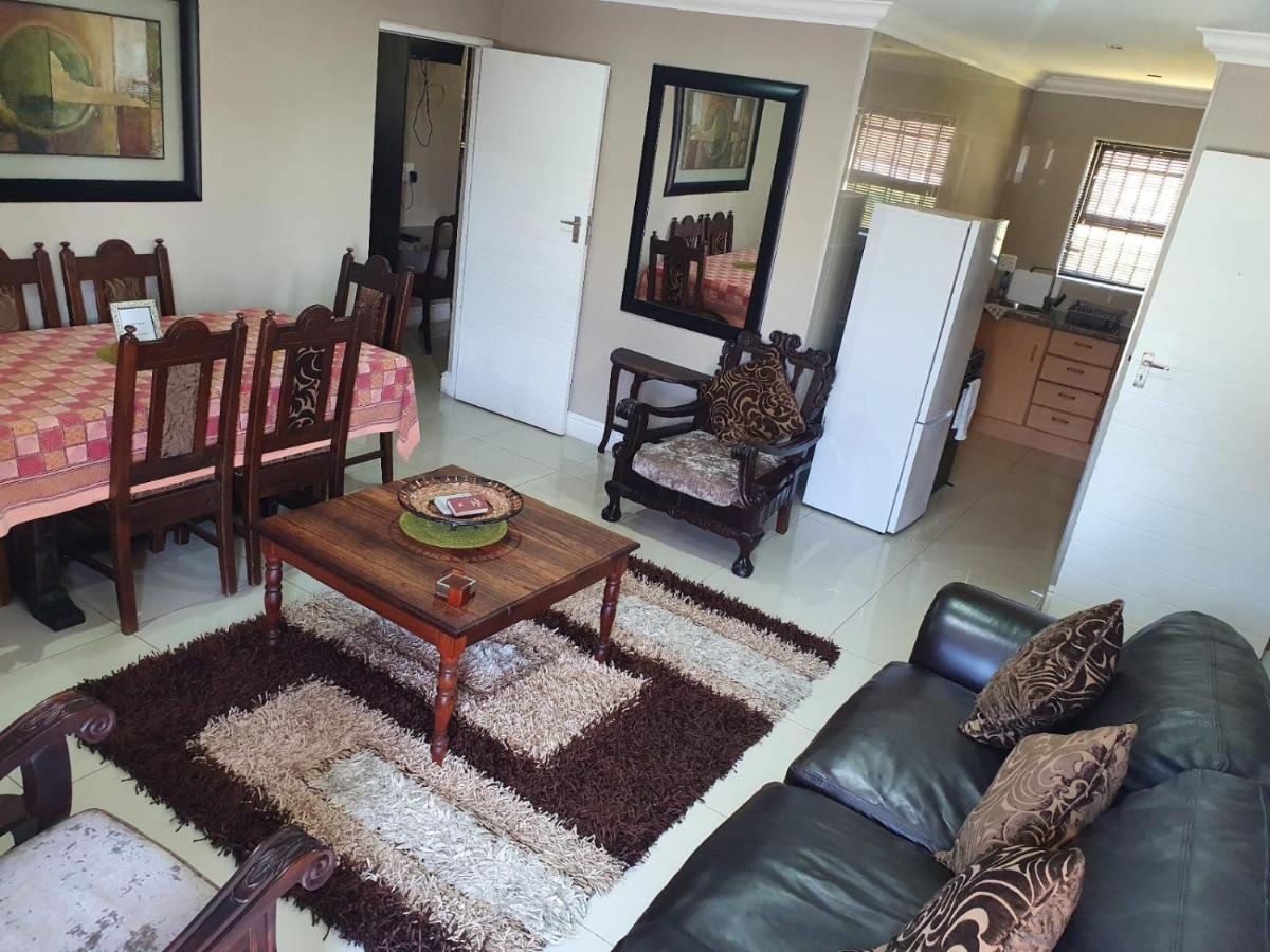 Mi Casa Guest House Uitenhage Exteriér fotografie